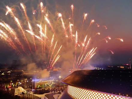 视觉盛宴,来自全椒锦绣太平的烟花秀!#相约古城夜景 #全椒#故乡别来无恙 #视觉震撼