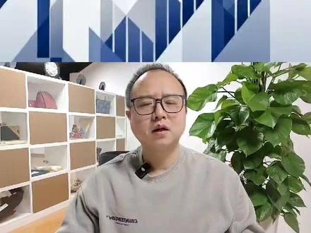 2025油价大降,2026是涨是跌? 美国与委内瑞拉冲突,原油价格没有拉涨,全球原油市场叙事逻辑悄然改变,油市不再那么脆弱了。