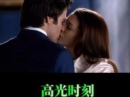 “美国甜心”之称的安妮•海瑟薇荧幕上的高光时刻。 #影视解说 #下集更精彩 #持续关注持续精彩