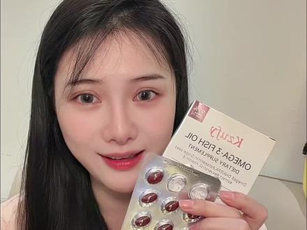 吃鱼油,就得吃大品牌的高定复配版的!#温峥嵘同款小粉钻鱼油 #纽益宝小粉钻 #亲测分享