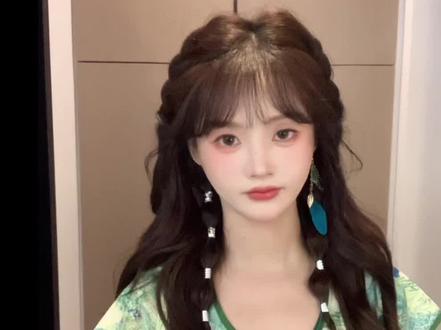 异域风小辫子发型教程 #发型教程 #编发教程 #出游穿搭