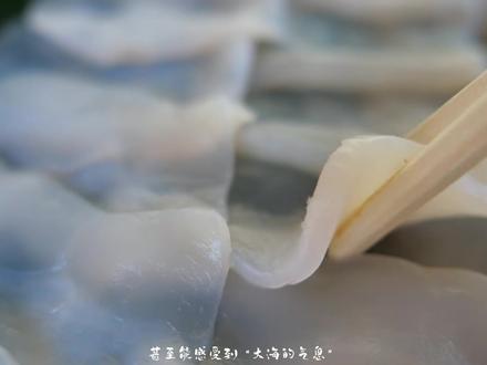 60斤重的大蛤蜊,看帕劳人怎么宰杀做美食吃,千年道行一朝丧 #蛤蜊 #砗磲 #美食 #宰杀