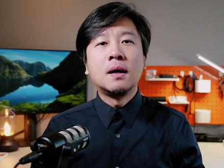 都说海南封关新加坡很慌?情绪放一边 咱们讲点更有意思的 我知道你们不喜欢宏大叙事,但海南封关真的是漂亮,而且这一步棋对年轻人就业会有很积极的影响,咱们就来讲讲,除了“让新加坡慌了”之外,海南封关还有什么更值得讨论的东西。#燃起来了#燃起来了大国重器 #零距离看懂财经 #海南封关 #另类视角 #放下情绪