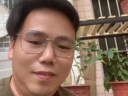 莫氏鸡煲为什么火,能火出圈?#莫氏鸡煲 #刘雨鑫 #南禾老邓