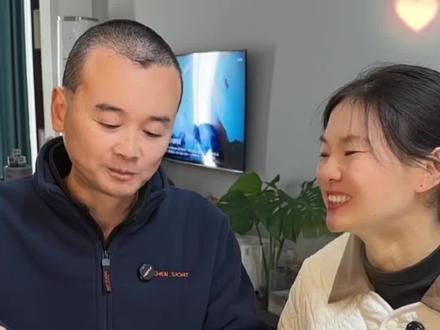 一个家不是靠一个人撑起来的,是靠两个人共同的努力,需相互理解,包容,扶持 #夫妻相处之道 #逗比夫妻日常 #夫妻日常 #家庭日常