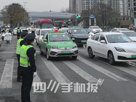 网友反映#四川 C1驾照考试费偏高,是#北京 的三倍,对此,省发改委已经回应了!#考驾照 #驾考那些事