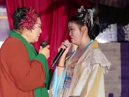 #上热搜 #抖音二创激励计划 电焊女孩,勇敢告白