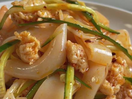 陕西凉皮的殿堂级教程|手残党也能做出正宗凉皮。#抖音美食创作人 #凉皮做法 #自制凉皮