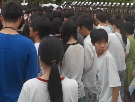 今年中考二中再创辉煌!