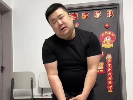 今天给大家来首新音乐#这个狗子是懂音乐的