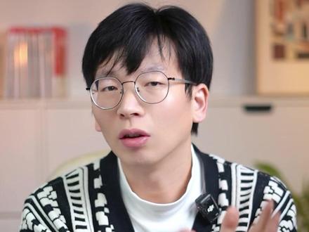 我靠这6个PPT版式,拿下年终汇报! #PPT #职场 #年终汇报 #PPT模版 #旁门左道PPT @抖音小助手 @邵云蛟-旁门左道PPT @DOU+小助手