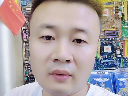 红米note14pro+更换后盖!
在阳谷修手机贴好膜,就来找小蚁!
我们提供新机、二手、维修、回收、置换、贴膜外配等手机一站式服务。小蚁维修是全国连锁品牌,品质有保障。
我们的维修工程师,都是来自各大品牌的售后团队以及一线的技术大咖。曾服务于诺基亚、苹果、华为等国内外知名手机厂商的售后服务人员,有着丰富的维修经验和技术沉淀。我们将用专业的技术,竭诚为您服务。
小蚁维修采用开放式维修台,确保维修过程全程可见,让您的维修服务更加公开透明,让您在维修过程中感到安心、放心和省心。
我们还拥有原装正品配件,支持真伪查询,让您买的放心,用的舒心。
小蚁维修,您身边的手机管家,专业值得信赖!
如果您的手机遇到以下问题,请联系小蚁:
1. 手机维修:屏幕碎了、进水了、电池不耐用、按键失灵、摄像头坏了、指纹识别失灵、信号不好、充电慢或充不进去电等等。
2. 手机回收:闲置不用的手机可以来卖哦,价格高于同行。
3. 手机置换:以旧换新更划算,还能享受更多优惠福利。
4. 手机贴膜:全系列钢化膜,拒绝毛边,拒绝卷边,拒绝起泡,给您带来更好的使用体验感。
5. 其他:手机数据恢复、手机清理、手机消毒、手机壳、耳机等外配。
关注小蚁维修,让生活更简单!