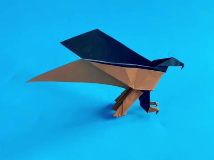 手工折纸秃鹰