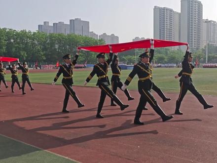 青春没有彩排,赛场即是舞台! #运动会开幕式#大学生