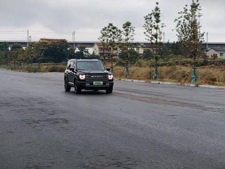 哈弗猛龙 方盒子造型很酷,加速快 又能越野的电四驱只要16万多,还能选机械后锁 #试驾 #哈弗猛龙hi4t