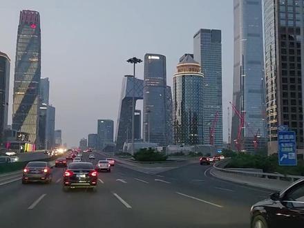 盘点2023年国内GDP最高的10个区,光是深圳就占了4个!#gdp #经济发展 #一线城市 #区 #经济 #发展