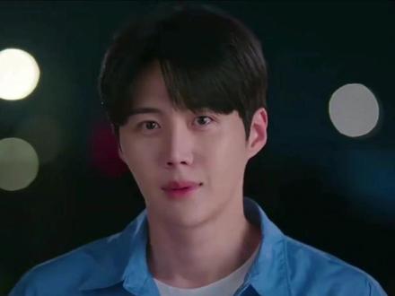 金宣虎:咋了呀又,每次一红就得遭一次劫 #金宣虎 #辟谣 #曝金宣虎逃税 #苦尽甘来遇见你 #爱情怎么翻译