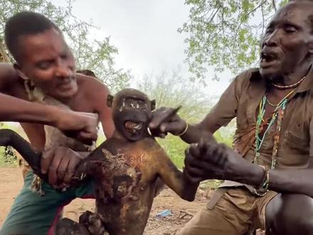 原始部落的早餐,简直太好吃了 #哈扎比纪录片