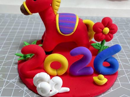 马年粘土摆件 新年新气象,2026年马年摆件安排起来。#幼儿园手工 #亲子手工 #新年 #粘土 #手工