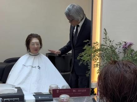 做人的背后是做事做事的背后是做人#谢忠良化繁为简 #谢忠良减龄一拇指转圈圈 #谢忠良创意拧染