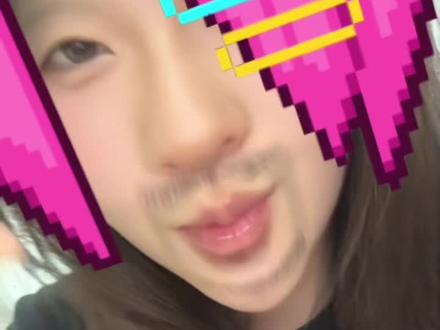 感谢亲友们的支持!#比心#墨镜帅哥 #高雅人士 #不露脸#明天左脚先踏进公司 @时代少年团-宋亚轩 我是喷漆,我同意宋亚轩日更抖音