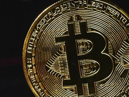 央行等8部门联合发布重磅通知,涉及虚拟货币和代币化,事关您的钱袋子,老王为您划重点!(央视频号:#财经老王 )