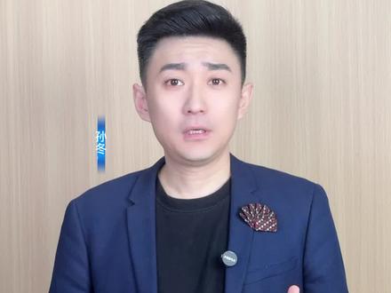 张雪机车,一战封神! #张雪机车夺冠意味着什么 #张雪机车连续夺冠 #央视新闻专访张雪 #张雪机车 #城市速递