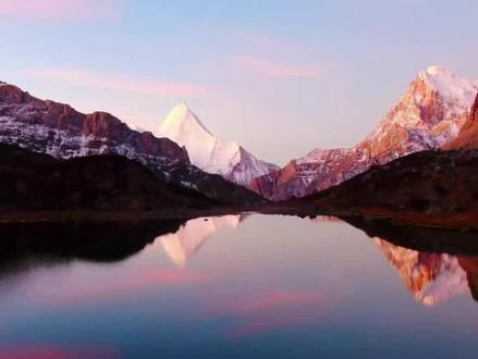 圣洁甘孜,一生有约
#一卡终身游甘孜抖音首发 #圣洁甘孜一生有约