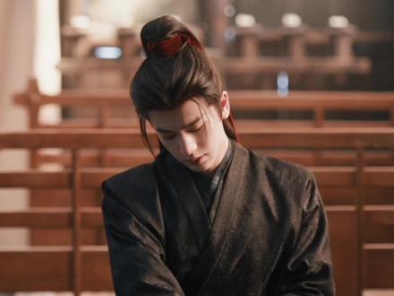 谢征要去打仗长玉交代遗言迷晕他