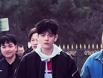 杨舒予你有点帅的太超标了! #杨舒予 #女篮 #帅气