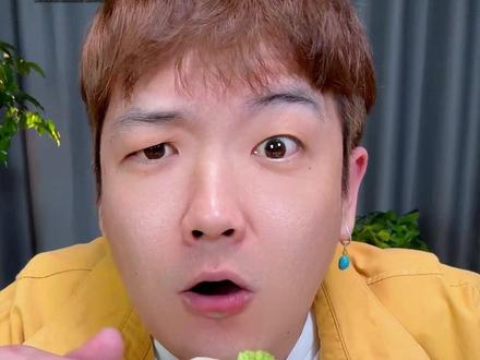 巨无霸“扇贝肉”到底是什么? 好难猜啊,为什么这么脆?#扇贝刺身 #春季限定美味 #满级吃商通关赛 #嘴硬