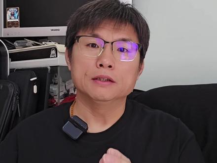 V社出品新手柄居然只能在steam系统上使用直接劝退玩家。#游戏手柄🎮 #主机玩家 #steam游戏手柄 #steam游戏 #主机游戏