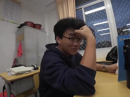 同学,你觉得你这次数学能考多少分#高中生活 #校园 #采访