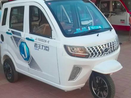 #老年代步车 #新能源低速电动汽车 #新能源电动汽车 #油电两用代步车 #低速电动汽车 @企业号课程助手 @万哥学做美食