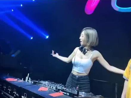 夜店,酒吧,朋友聚会狂嗨必点之曲! #Dj完整版 #蹦迪神曲