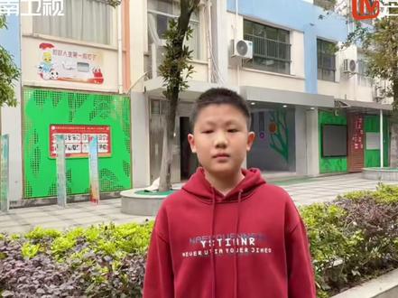 开商店只卖童年与欢乐,神笔画永不间断的河,想让操场消失躲跑步……这些奇奇怪怪的想法,全是童真里的小美好!你小时候也有过同款脑洞吗?11月20日晚8点,锁定《2025中国文学盛典·#儿童文学奖之夜 》直播~