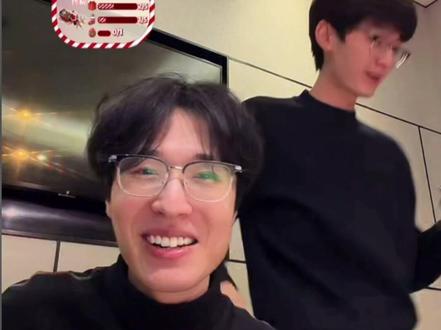 我叫水神3,技术暗部3,爱玩五影斑,爱跑bo3,长得像块砖🗿🗿🗿超影五千三,长相不一般,高玩有黑斑,皮包往外翻,有个鸡肉干,味道有点酸#水姐 @水姐(4点播)3.6🎂 @水弟日记(3.6🎂 @水神3