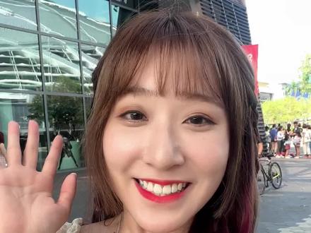 特地飞去新加坡看(G)I-DLE世界巡演的最后一站!🇲🇾✈️🇸🇬全程高能、感动且搞笑🔥🤪我的女王老婆们都好美😭👑日后也一定要继续快乐、闪闪发光!✨ #gidle #演唱会 #vlog #宋雨琦 #gidle世界巡演