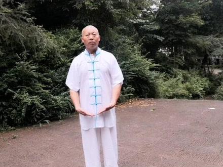 朱家直门武术-内气功,内练一口气,外练筋骨皮。