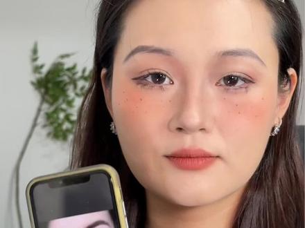一镜到底改妆|你和姜乘澜的亚裔妆为什么不一样?神之一笔改妆! (我复刻了大家常见的问题 )#跟着美妆博主学化妆 #姜乘澜亚裔妆 #一镜到底化妆 #神之一笔 #改妆小技巧