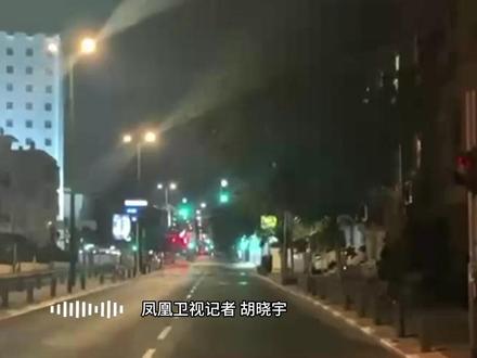 以色列多个城市遭伊朗导弹击中,据报已致超400人死伤,部分人口失踪,民众避难时合唱经典歌曲,有民众声称“伊朗炸我们 全世界应阻止这一切”#以色列 #伊朗