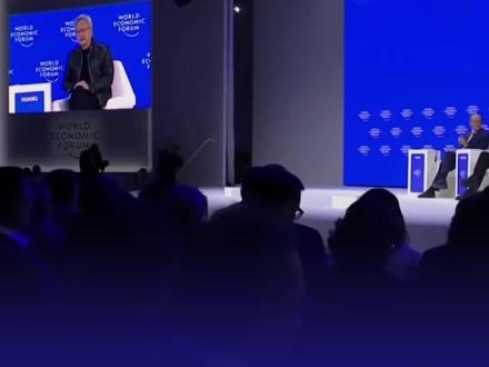 黄仁勋谈自己“唯一遗憾的事”: 在英伟达市值3亿美元时出售股票,给父母买了一辆奔驰车 #黄仁勋卖股买车