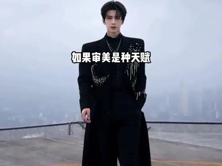“物料卷王“快用新设备拍的物料淹没我吧!!!#张凌赫 #自拍 #物料 #帅哥 #大疆Pocket4P