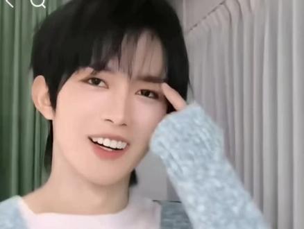 小花生心眼子太多了,这是谁教的呢,哈哈 #小花生#乐乐 #星邱#d4