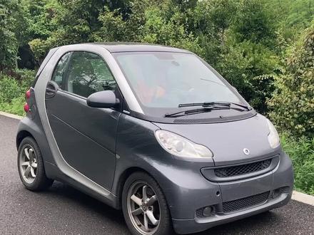 教大家漂移诀窍关闭smart的ABS#抖音汽车 #懂车帝 #二手车 #奔驰#smart#玩具#漂移