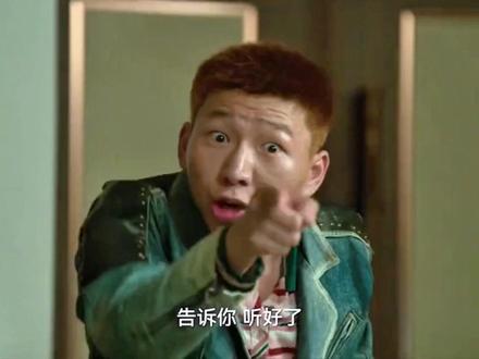 只是让他演个小混混,没想到他一个动作竟惹怒了全网 #影视解说 #阿如那 #幕后花絮 #人物志