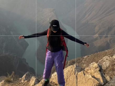 山顶自由感拍照姿势📷赶紧学起来 #户外#爬山⛰️ #拍照姿势 #户外穿搭 #氛围感
