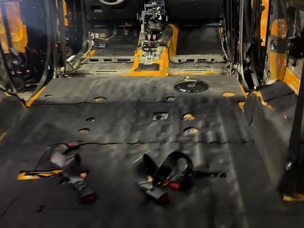 全车双层隔音
#五菱宏光plus #汽车音响改装 #专业的事交给专业的人 #把您的爱车打造的与众不同 #双层隔音