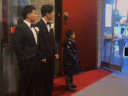 这就是德云社弟子婚礼的迎宾礼仪
#陶阳婚礼#陶阳胡嘉博