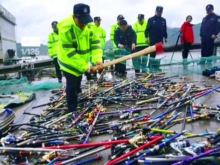 #钓鱼人 #禁用渔具 禁渔期结束后钓友须知
用这4种钓具将入刑 请点赞收藏备用#钓鱼知识 #禁渔期严历打击捕捞 #钓鱼的乐趣只有钓鱼人懂
